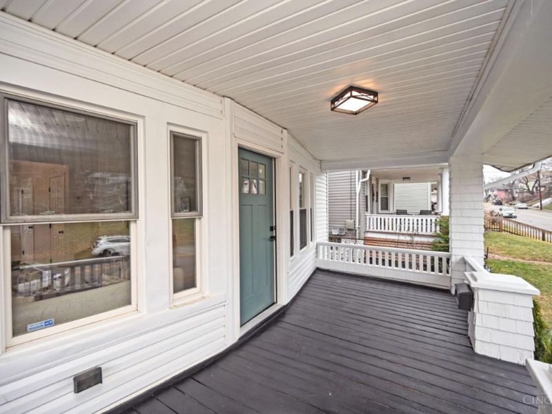 1933 Hewitt Avenue, Cincinnati, OH 45207 Photo 3