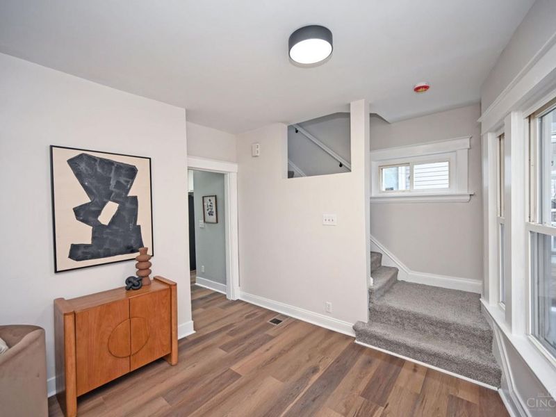 1933 Hewitt Avenue, Cincinnati, OH 45207 Photo 6