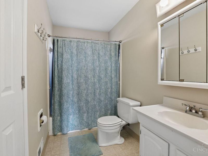 11267 Melissa Court, Colerain Township, OH 45251 Photo 24