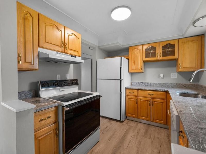 986 Western Row Road, Mason, OH 45040 Photo 11