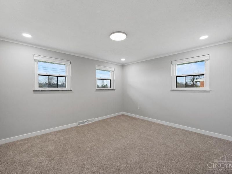 986 Western Row Road, Mason, OH 45040 Photo 16