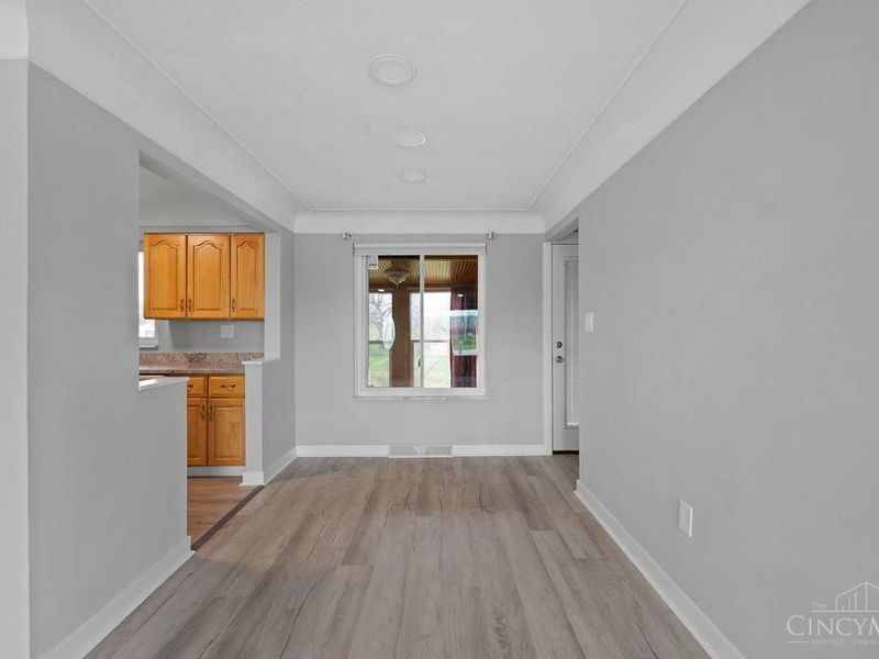 986 Western Row Road, Mason, OH 45040 Photo 7