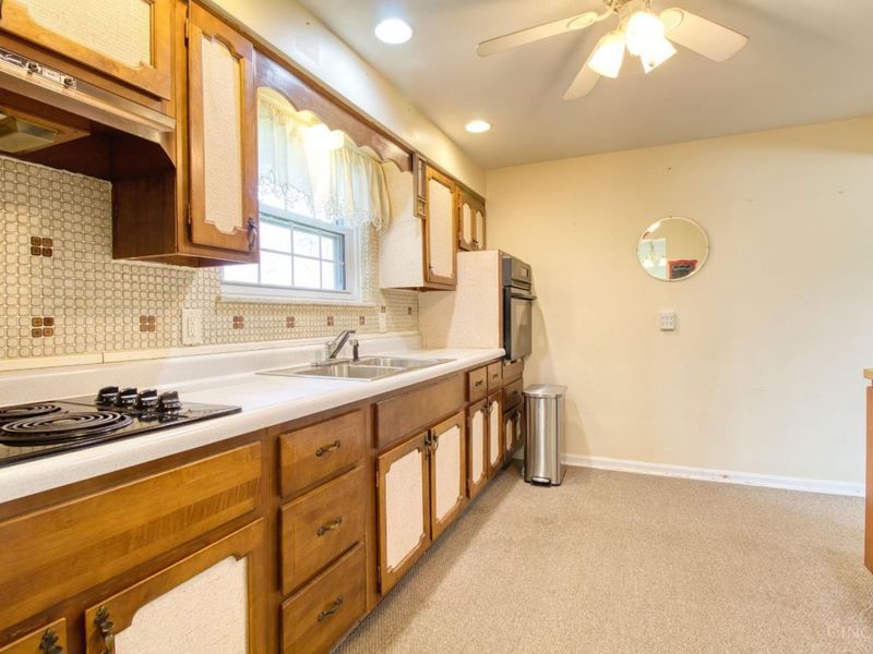 5687 Sherwood Drive, Miami Twp, OH 45150 Photo 12