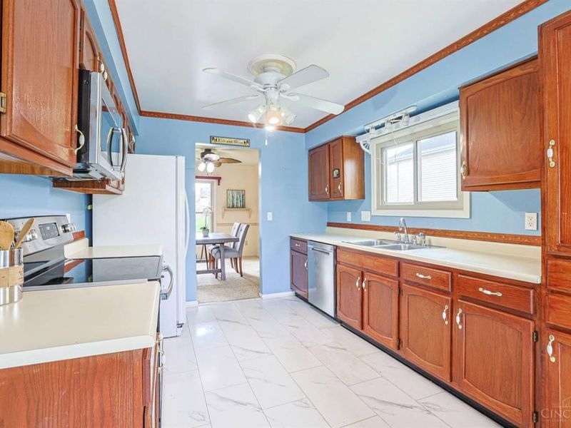 1202 Meadow Knoll Court, Union Twp, OH 45103 Photo 19