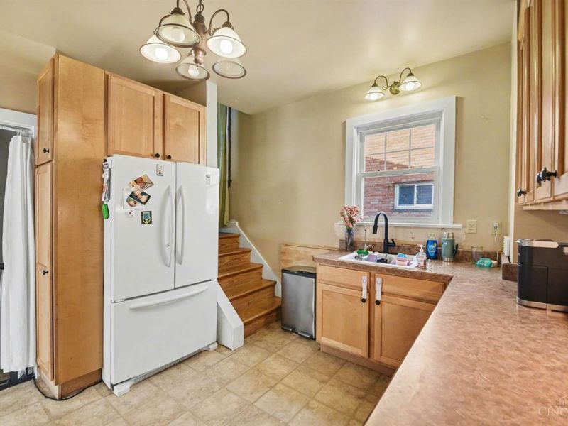 5682 Colerain Avenue, Cincinnati, OH 45239 Photo 10