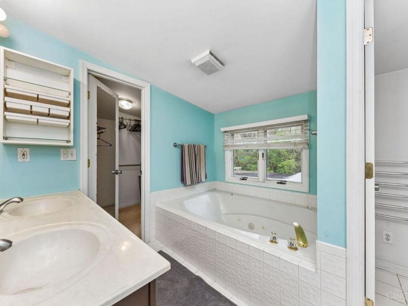 7734 Forest Road, Cincinnati, OH 45255 Photo 28