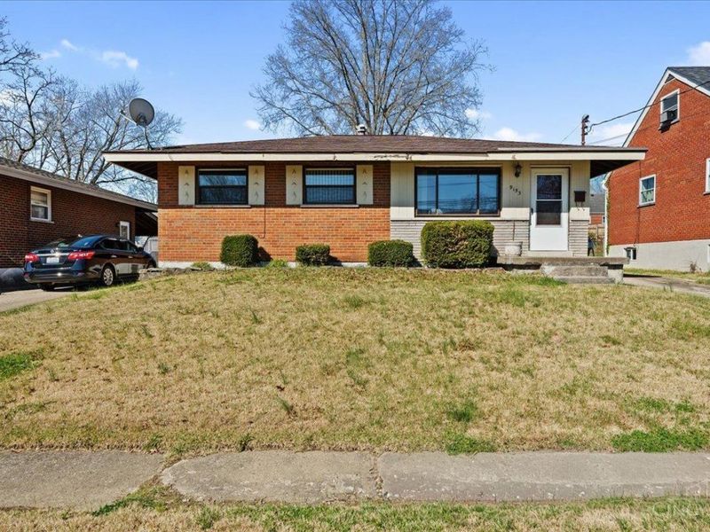 9153 Coogan Drive, Colerain Township, OH 45231 Photo 2