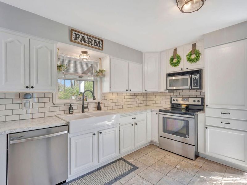 2202 Ebenezer Road, Green Township, OH 45233 Photo 11