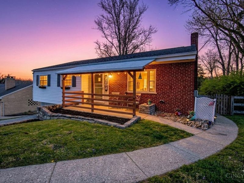 2202 Ebenezer Road, Green Township, OH 45233 Photo 4