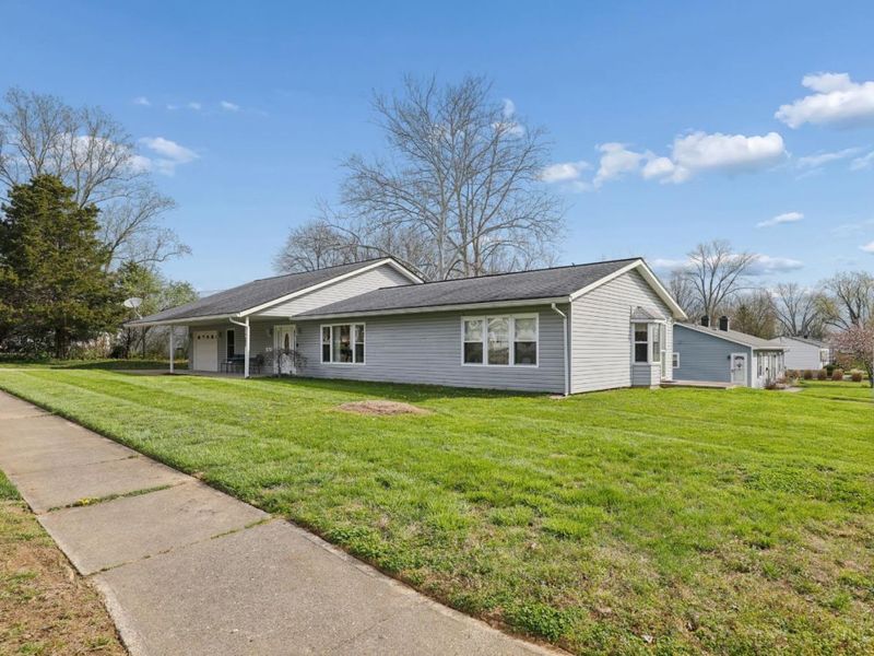 1208 Bellwood Drive, Loveland, OH 45140 Photo 2