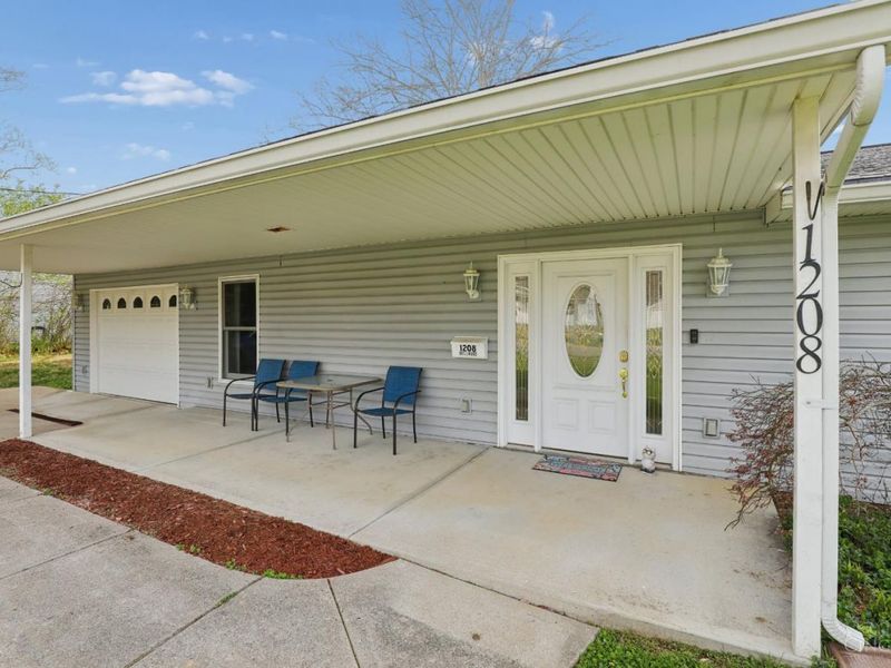 1208 Bellwood Drive, Loveland, OH 45140 Photo 3