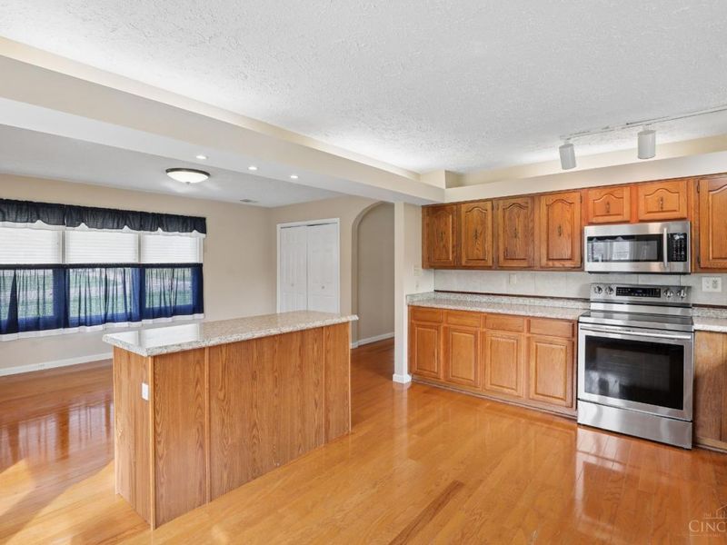 1208 Bellwood Drive, Loveland, OH 45140 Photo 31