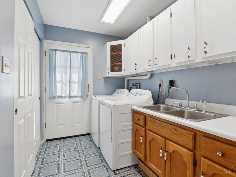 1208 Bellwood Drive, Loveland, OH 45140 Photo 37