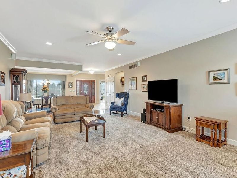 4004 Hickory Hollow Drive, Ross Twp, OH 45013 Photo 9