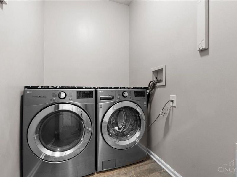 292 Coyote Drive, Hamilton Twp, OH 45039 Photo 14