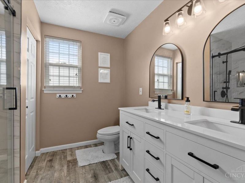 292 Coyote Drive, Hamilton Twp, OH 45039 Photo 18