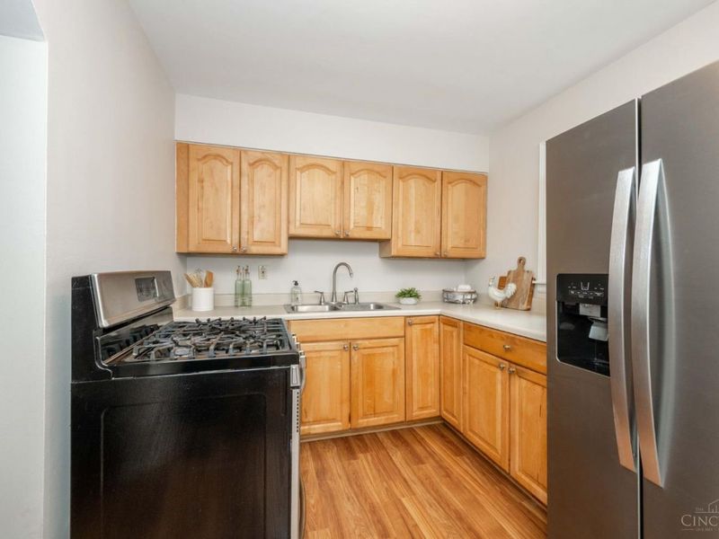 4833 Fairview Avenue, Cincinnati, OH 45242 Photo 11