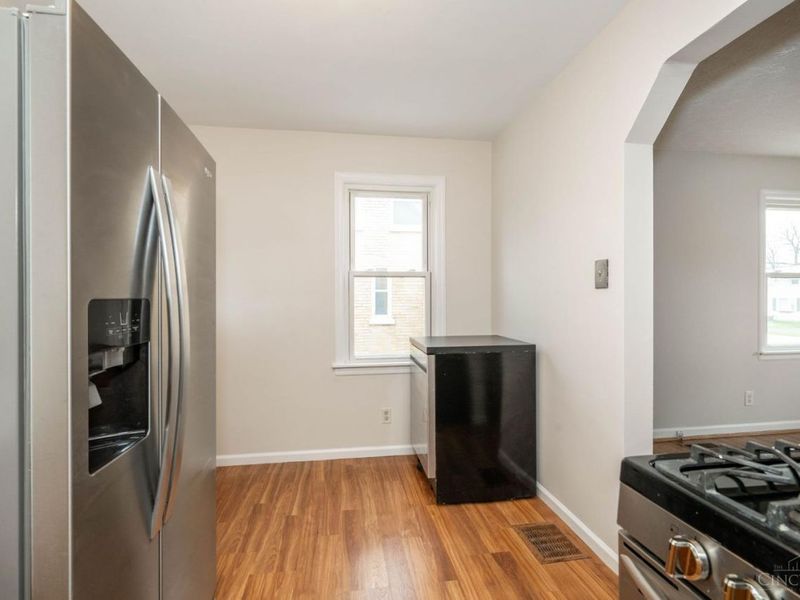 4833 Fairview Avenue, Cincinnati, OH 45242 Photo 13