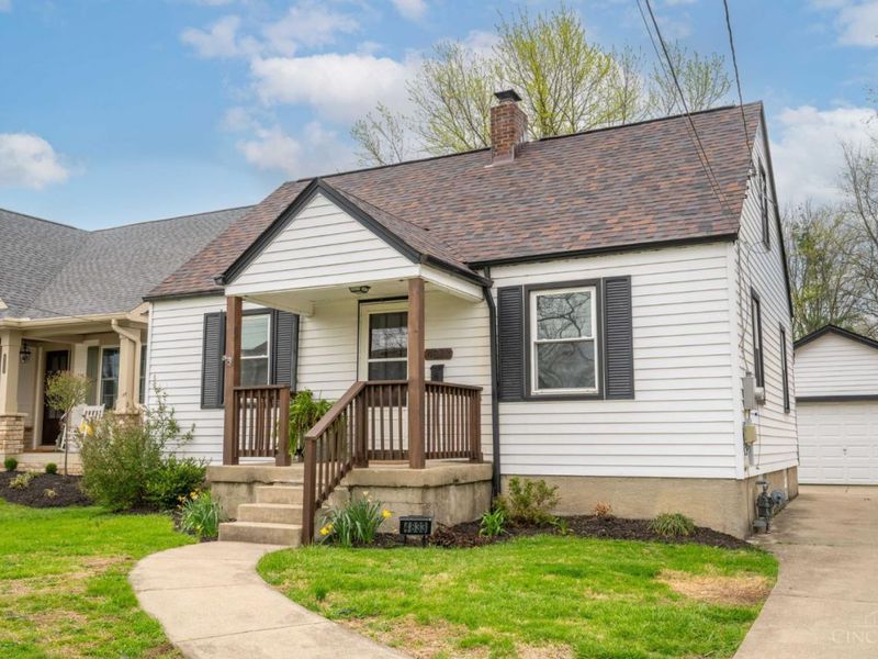 4833 Fairview Avenue, Cincinnati, OH 45242 Photo 3