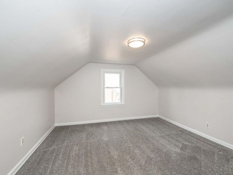 4833 Fairview Avenue, Cincinnati, OH 45242 Photo 32