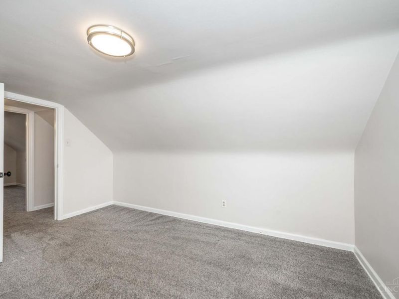 4833 Fairview Avenue, Cincinnati, OH 45242 Photo 35