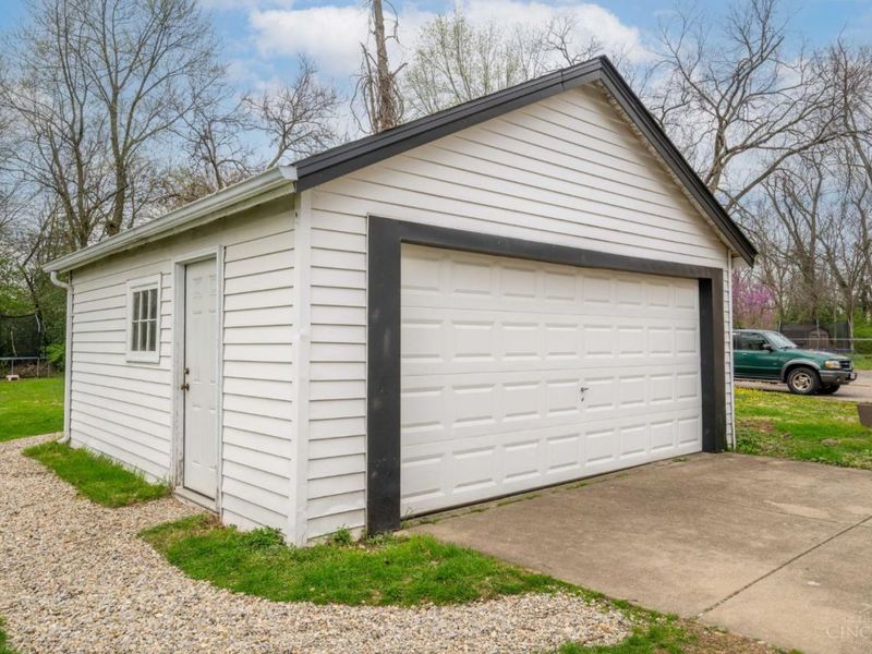 4833 Fairview Avenue, Cincinnati, OH 45242 Photo 45