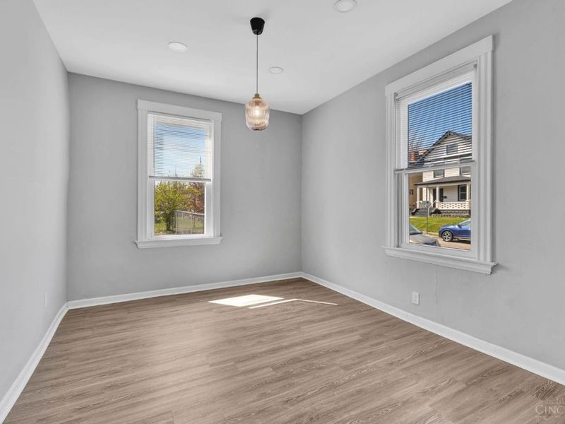 2001 Dana Avenue, Cincinnati, OH 45207 Photo 10