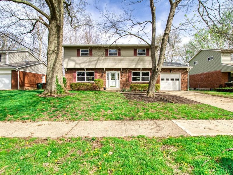 8446 Summitridge Drive, Anderson Twp, OH 45255 Photo 1