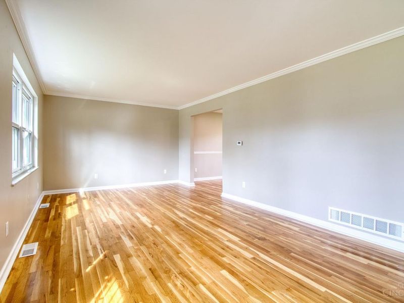 8446 Summitridge Drive, Anderson Twp, OH 45255 Photo 4