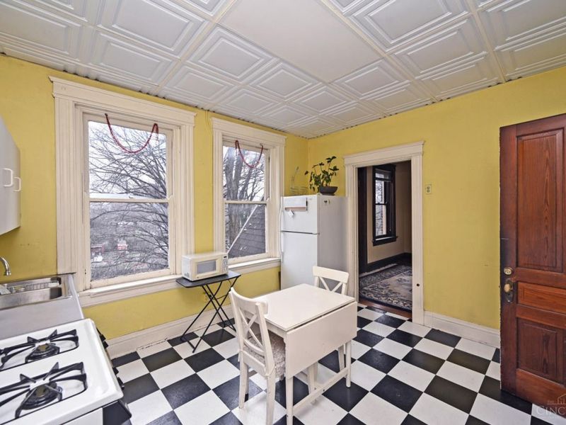 2222 Eureka Terrace, Cincinnati, OH 45219 Photo 19