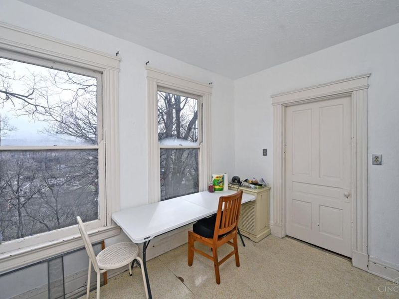 2222 Eureka Terrace, Cincinnati, OH 45219 Photo 32