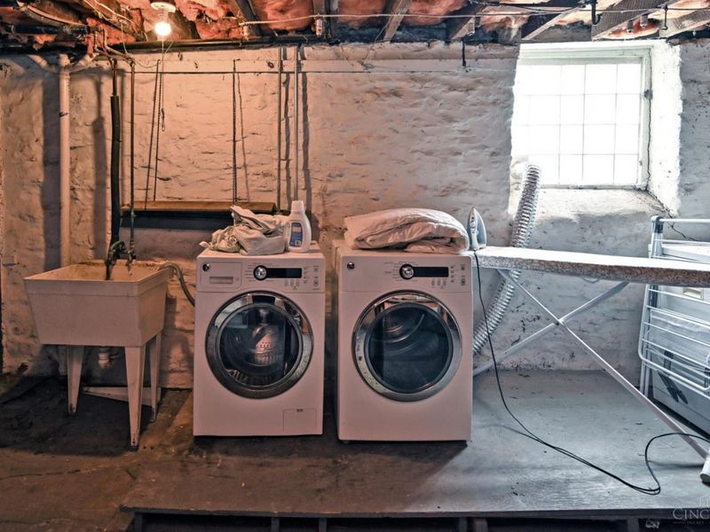 2222 Eureka Terrace, Cincinnati, OH 45219 Photo 46