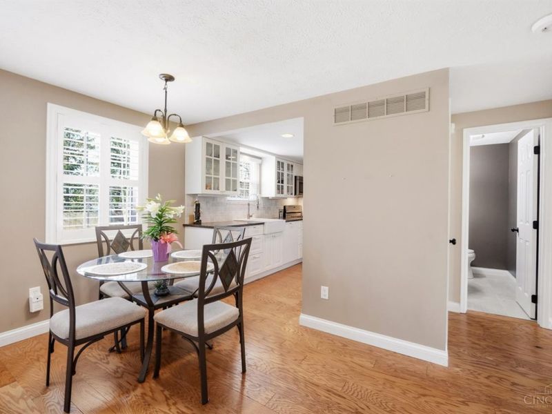 4290 Fox Hollow Drive, Cincinnati, OH 45241 Photo 10