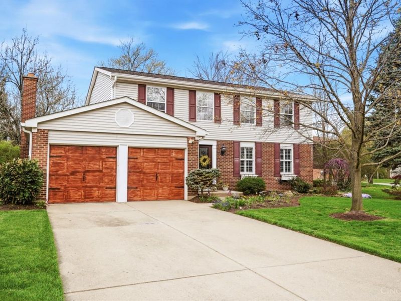 4290 Fox Hollow Drive, Cincinnati, OH 45241 Photo 2