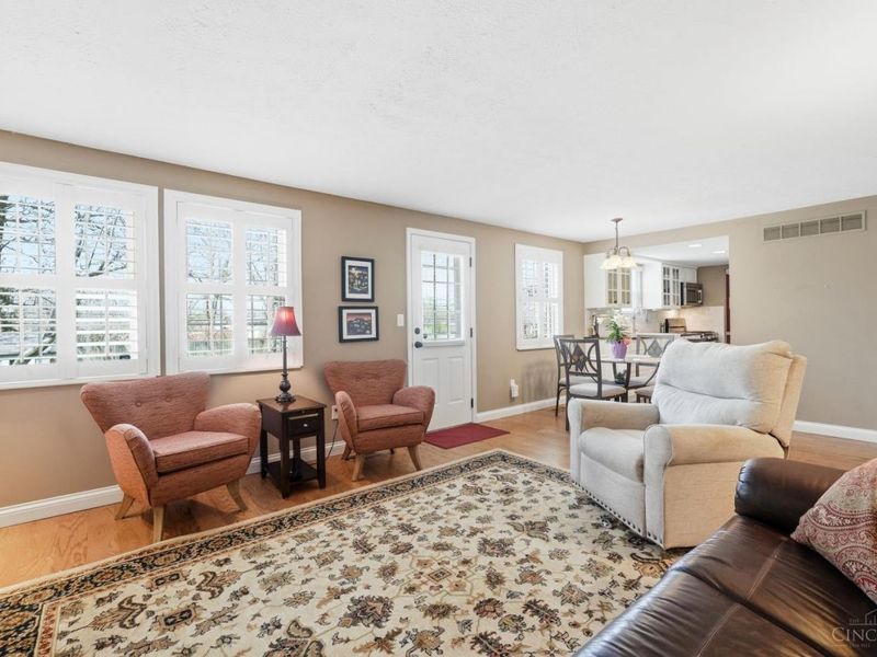 4290 Fox Hollow Drive, Cincinnati, OH 45241 Photo 7