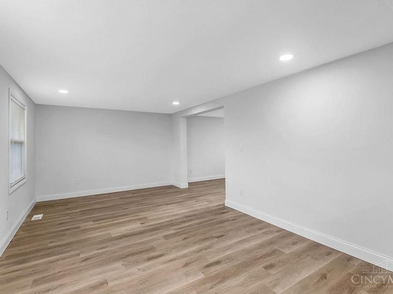 6701 Galaxie Drive, Clayton, OH 45415 Photo 34