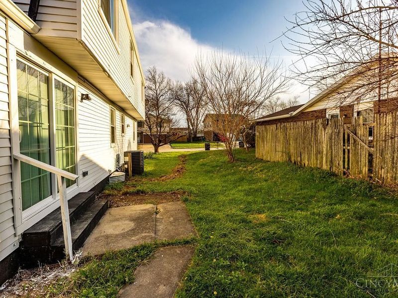 6701 Galaxie Drive, Clayton, OH 45415 Photo 41