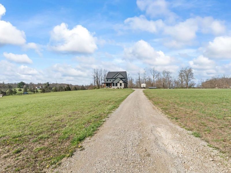 2425 Middleboro Road, Washington Township, OH 45113 Photo 2