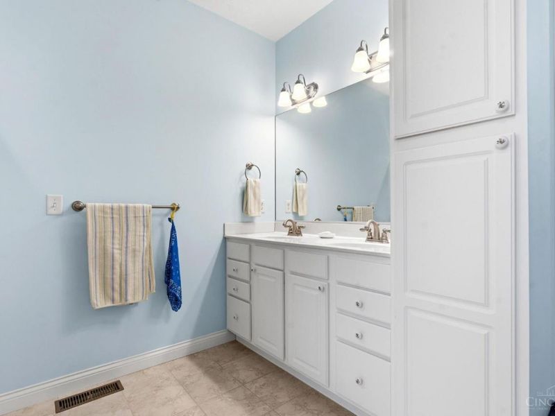 665 Hannah Court, Adams Twp, OH 45177 Photo 27