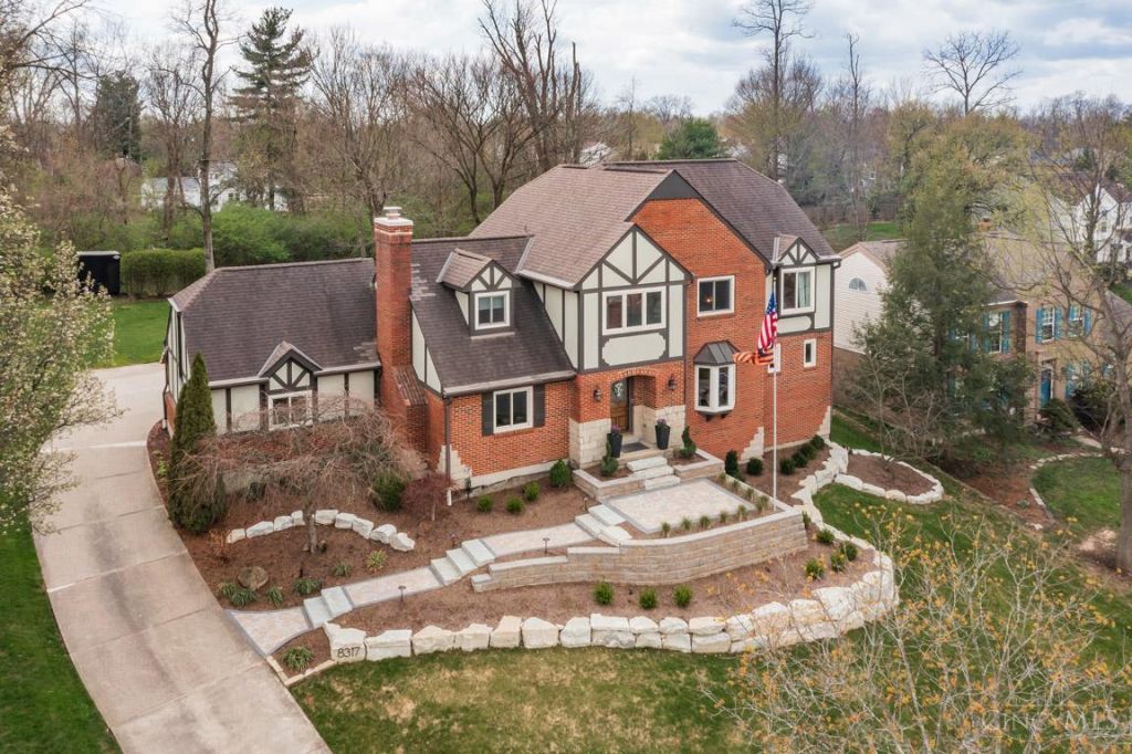 8317 Jakaro Drive, Anderson Twp, OH 45255 Main Photo