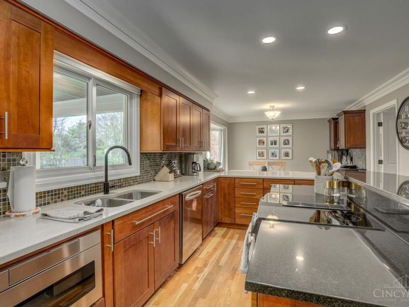 8317 Jakaro Drive, Anderson Twp, OH 45255 Photo 14