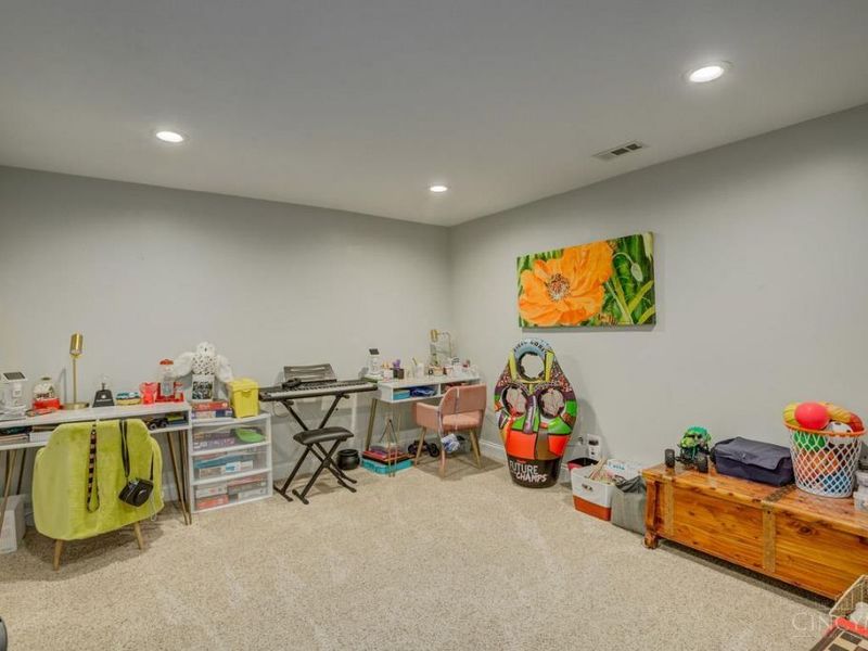 8317 Jakaro Drive, Anderson Twp, OH 45255 Photo 25