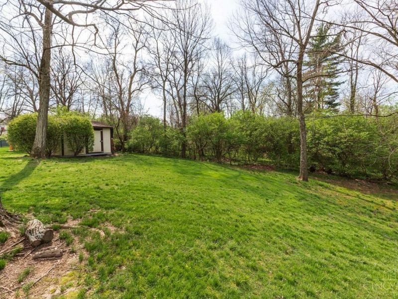 8317 Jakaro Drive, Anderson Twp, OH 45255 Photo 36