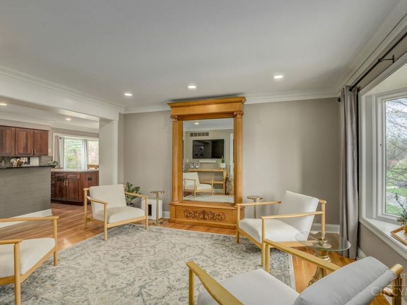 8317 Jakaro Drive, Anderson Twp, OH 45255 Photo 5