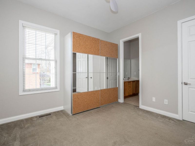 9034 Amy Marie Drive, West Chester, OH 45069 Photo 23