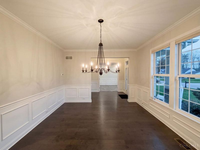 353 Cedar Drive, Loveland, OH 45140 Photo 10