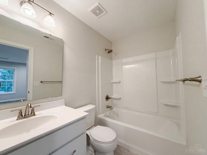 353 Cedar Drive, Loveland, OH 45140 Photo 24