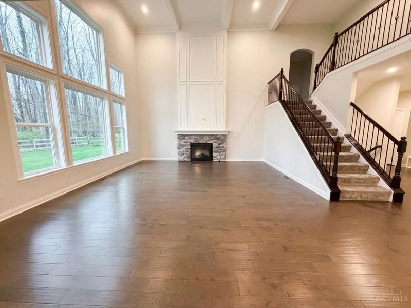 353 Cedar Drive, Loveland, OH 45140 Photo 3