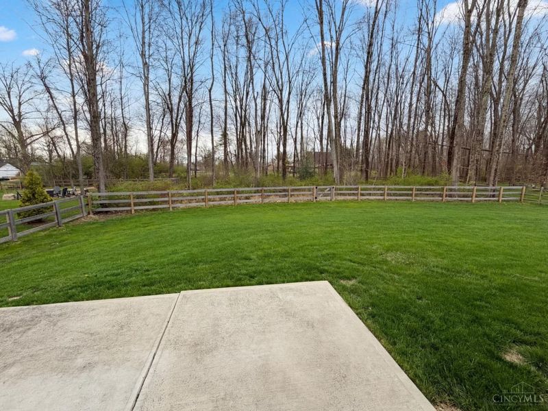 353 Cedar Drive, Loveland, OH 45140 Photo 6