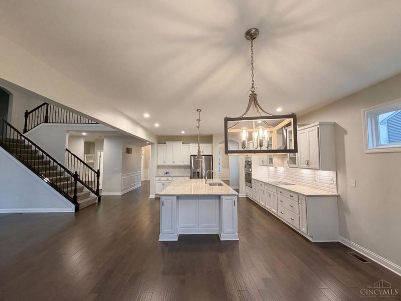 353 Cedar Drive, Loveland, OH 45140 Photo 7